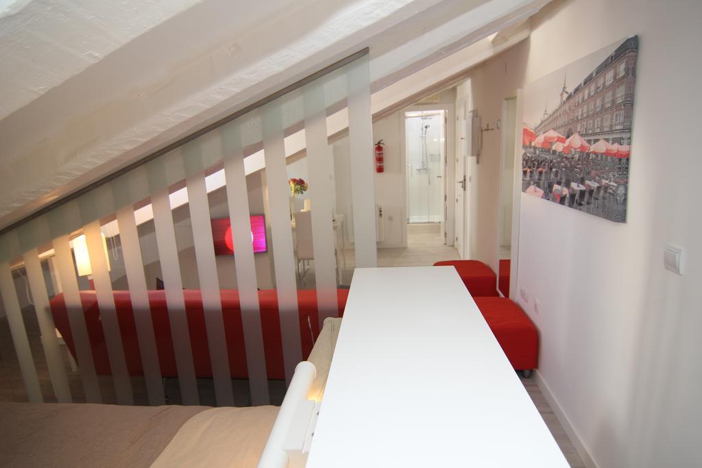 Apartamento Atico En Puerta Del Sol Madrid Exterior photo