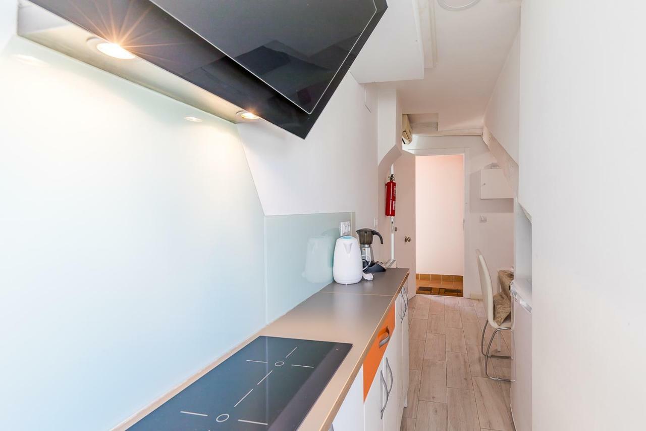 Apartamento Atico En Puerta Del Sol Madrid Exterior photo